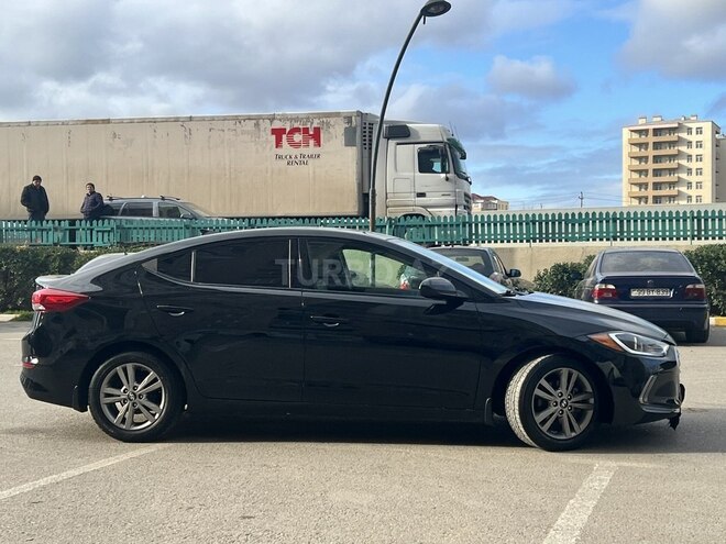 Hyundai Elantra 2016, 140,000 km - 2.0 l - Bakı
