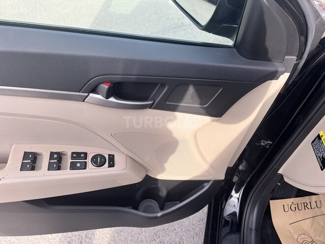 Hyundai Elantra 2016, 140,000 km - 2.0 l - Bakı