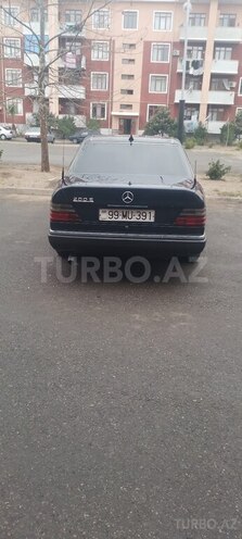 Mercedes E 200 1992, 257,500 km - 2.0 l - Tərtər