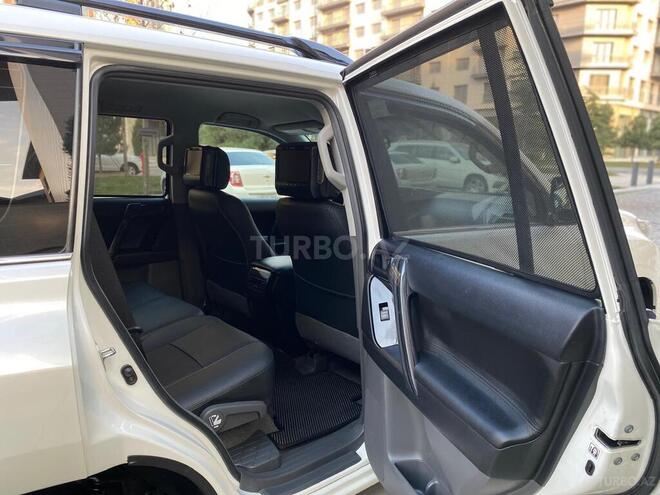 Toyota Land Cruiser Prado 2012, 107,000 km - 2.7 л - Bakı