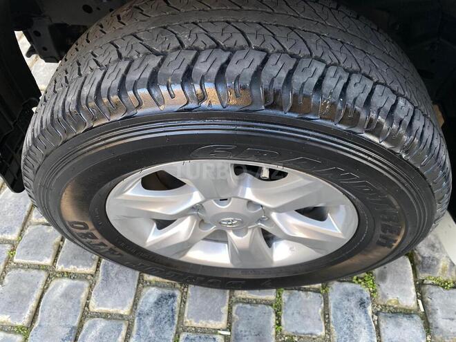 Toyota Land Cruiser Prado 2012, 107,000 km - 2.7 л - Bakı