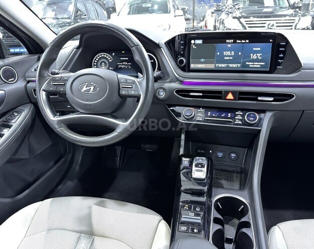 Hyundai Sonata-9