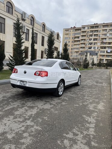 Volkswagen Passat 2010, 211,356 km - 2.0 l - Sumqayıt