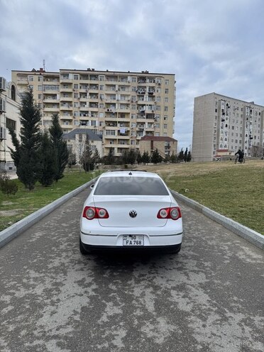 Volkswagen Passat 2010, 211,356 km - 2.0 l - Sumqayıt