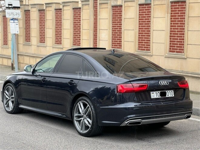 Audi A6-4