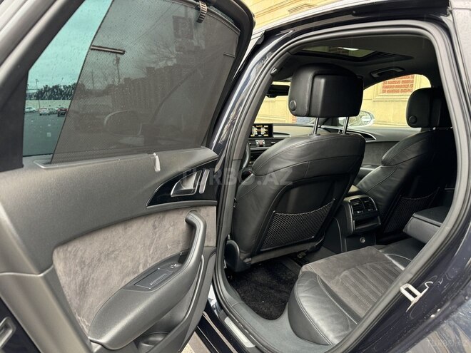 Audi A6-12