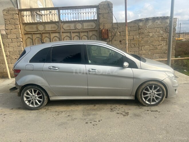 Mercedes B 200 2006, 320,000 km - 2.0 l - Bakı