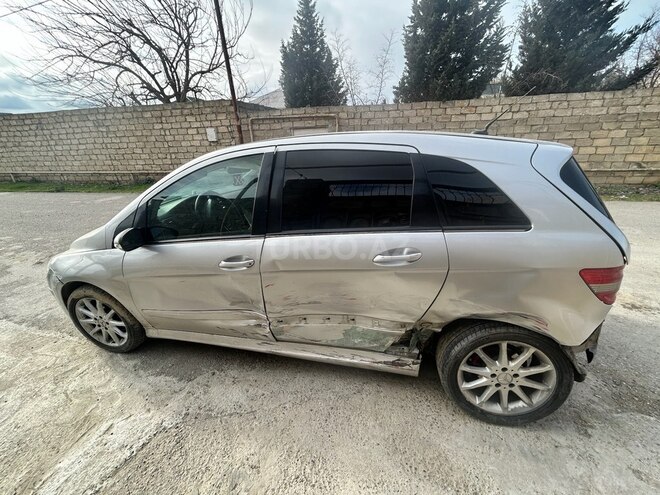 Mercedes B 200 2006, 320,000 km - 2.0 l - Bakı