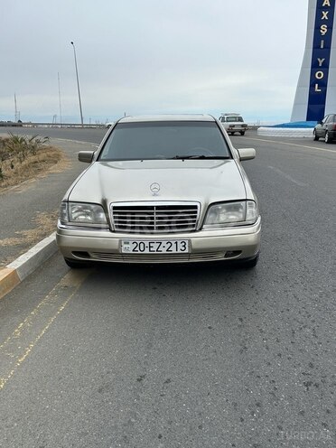 Mercedes C 200 1995, 110,000 km - 2.0 l - Göygöl