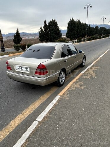 Mercedes C 200 1995, 110,000 km - 2.0 l - Göygöl