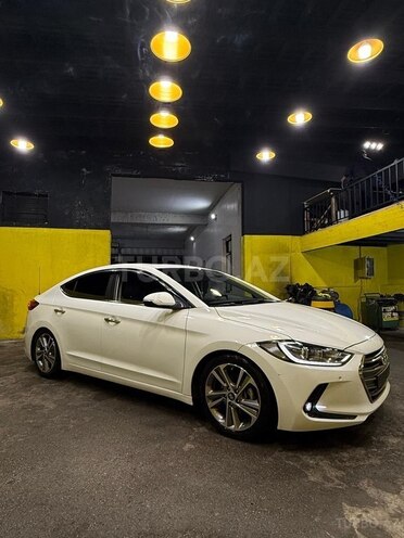 Hyundai Avante 2015, 234,000 km - 1.6 l - Bakı