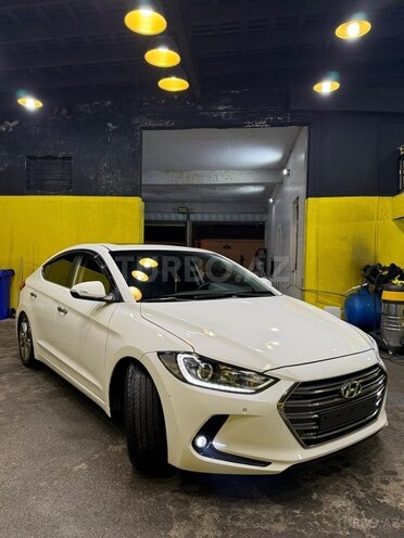 Hyundai Avante 2015, 234,000 km - 1.6 l - Bakı