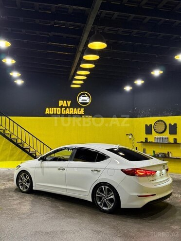 Hyundai Avante 2015, 234,000 km - 1.6 l - Bakı