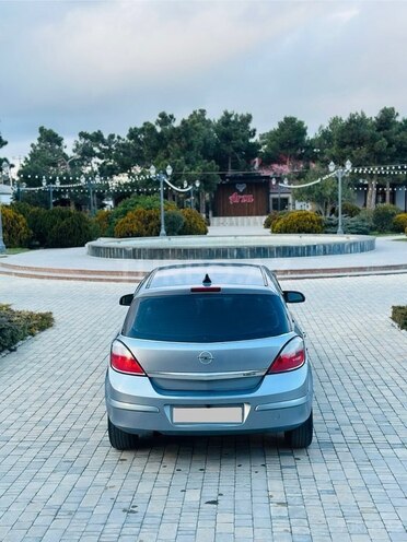 Opel Astra 2005, 235,000 km - 1.4 l - Bakı