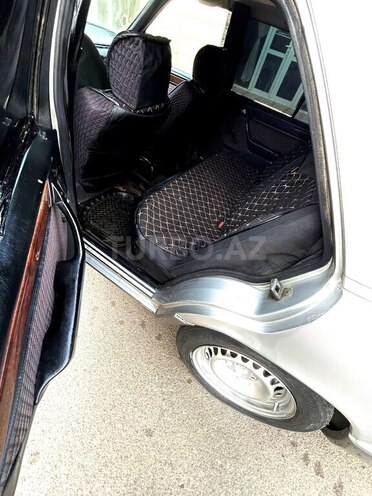 Mercedes E 250 1991, 224,000 km - 2.5 l - Gəncə