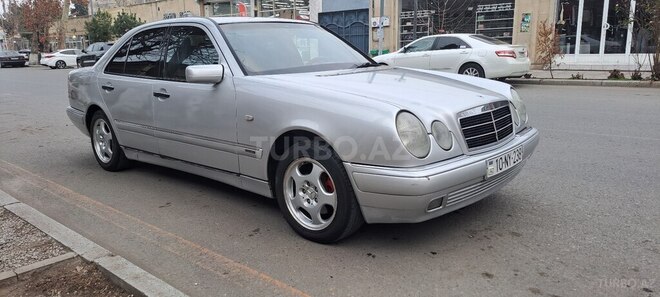 Mercedes E 200 1996, 123,800 km - 2.0 l - Qazax