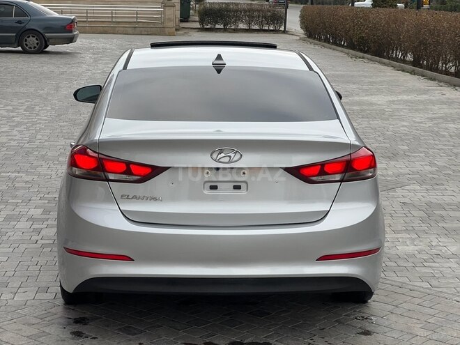 Hyundai Elantra 2017, 130,000 km - 2.0 l - Bakı