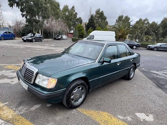 Mercedes E 200 1991, 223,000 km - 2.0 l - Sumqayıt