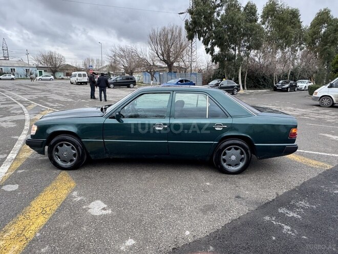 Mercedes E 200 1991, 223,000 km - 2.0 l - Sumqayıt