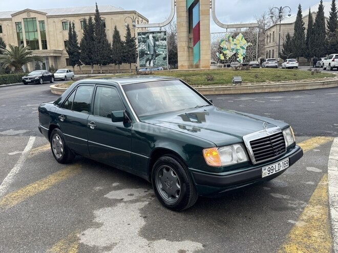 Mercedes E 200 1991, 223,000 km - 2.0 l - Sumqayıt