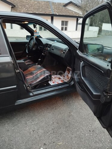 Mercedes C 180 1994, 275,348 km - 1.8 l - Şəki