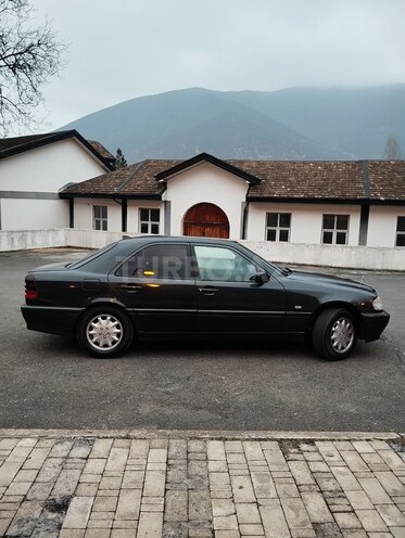 Mercedes C 180 1994, 275,348 km - 1.8 l - Şəki