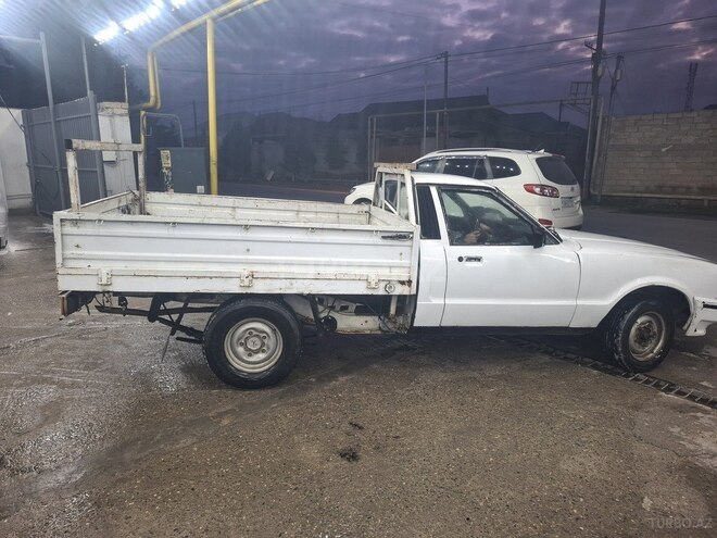 Ford  1994, 200,000 km - 2.0 л - Bakı