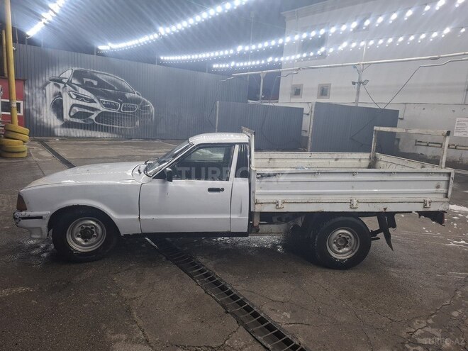 Ford  1994, 200,000 km - 2.0 л - Bakı