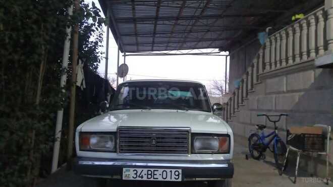 LADA (VAZ) 2107 2003, 91,487 km - 1.6 l - Salyan