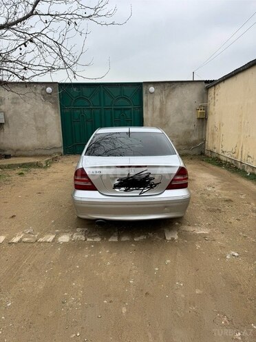 Mercedes C 230 2005, 245,000 km - 2.5 l - Bakı