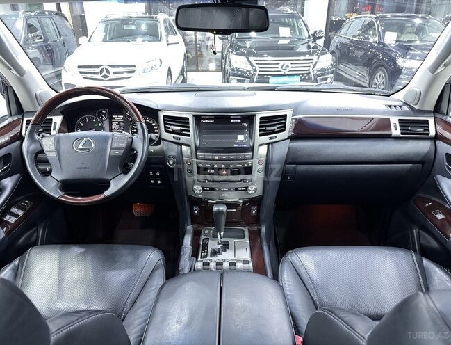 Lexus LX 570-8