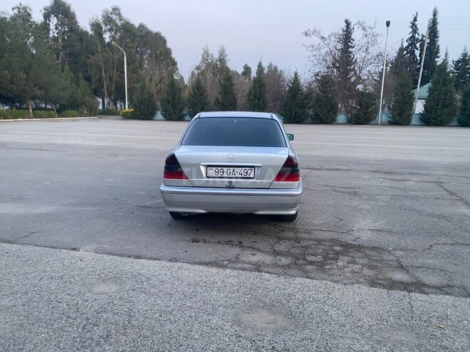 Mercedes C 220 d 1998, 300,000 km - 2.2 l - Sabirabad