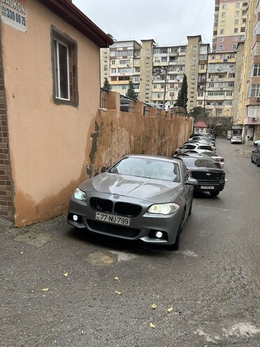BMW 528 2013, 234,000 km - 2.0 л - Bakı