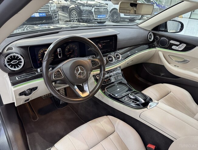 Mercedes E 400 4MATIC-12