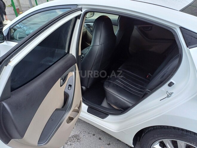 Hyundai Elantra 2014, 256,232 km - 1.8 l - Bakı