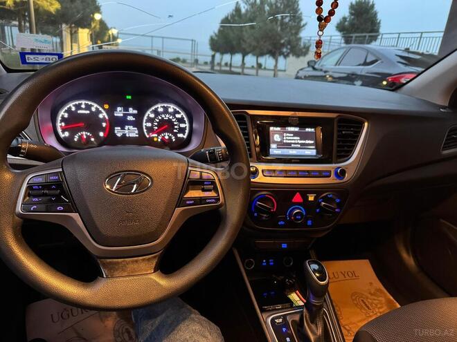 Hyundai Accent 2018, 84,000 km - 1.6 л - Bakı