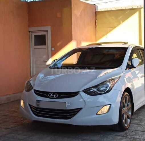 Hyundai Elantra 2015, 124,000 km - 1.8 l - Neftçala