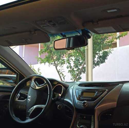 Hyundai Elantra 2015, 124,000 km - 1.8 l - Neftçala
