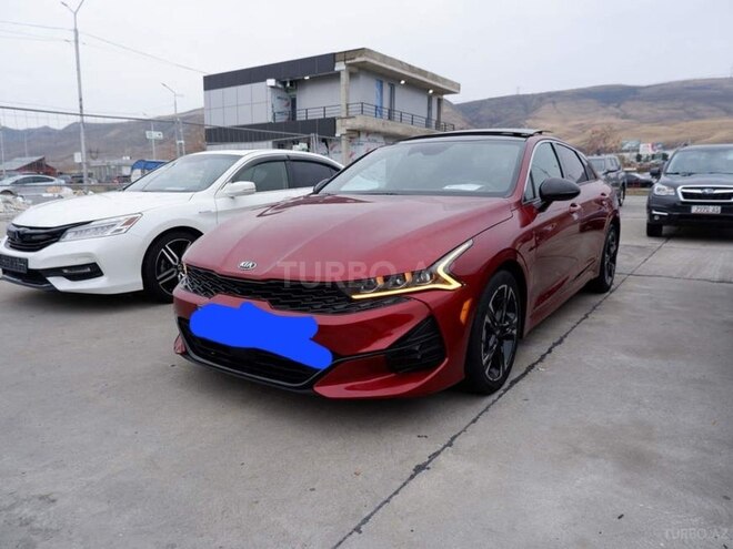 Kia K5-1