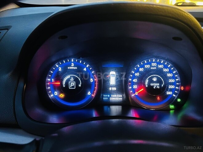 Hyundai i40 2012, 242,000 km - 1.7 l - Bakı