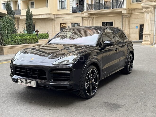 Porsche Cayenne Turbo-3