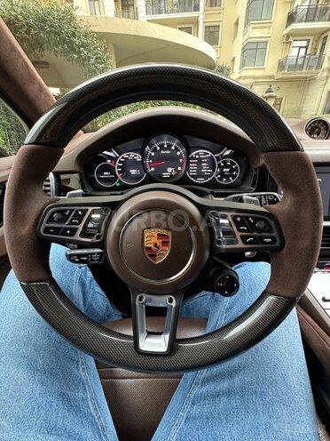 Porsche Cayenne Turbo-9