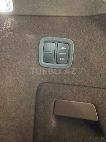 Porsche Cayenne Turbo-20