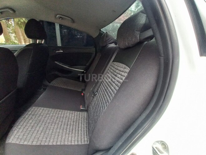 Hyundai Accent 2013, 320,000 km - 1.6 l - Bakı