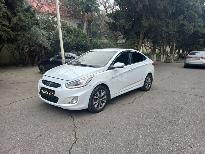 Hyundai Accent 2013, 320,000 km - 1.6 l - Bakı