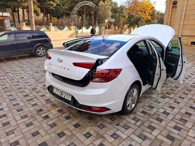 Hyundai Elantra 2019, 149,669 km - 2.0 l - Şirvan