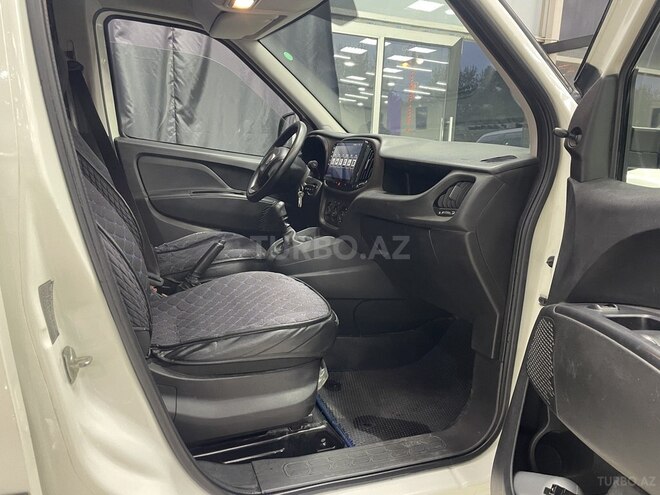 Fiat Doblo-4