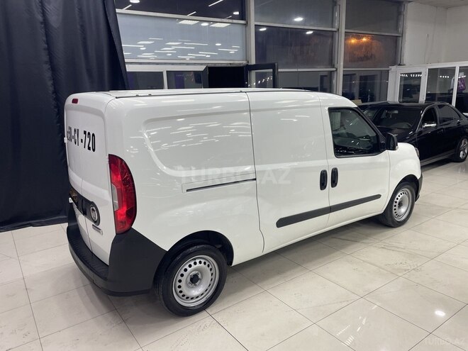 Fiat Doblo-11