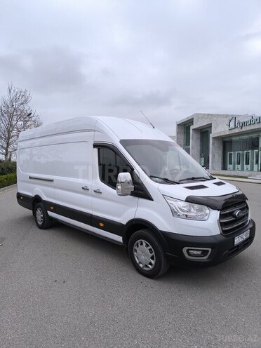 Ford Transit-2