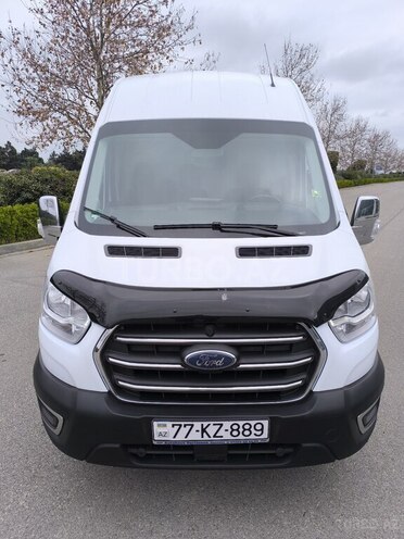 Ford Transit-1
